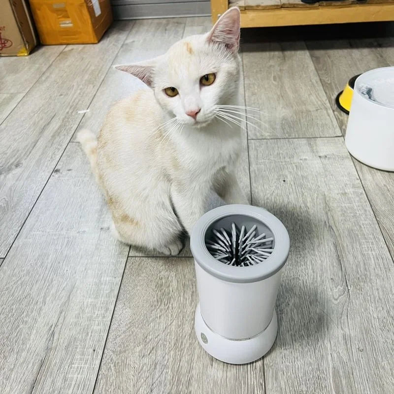 Fully-Automatic Pet Foot Washing Machine for Dogs and Cats - 2000mAh, Clean Paws Effortlessly!